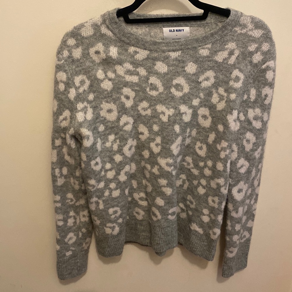 Old Navy Sweater